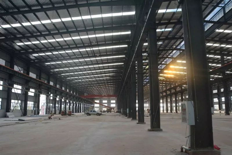 Mengenal Struktur Baja: Analisis Struktur Baja Gudang