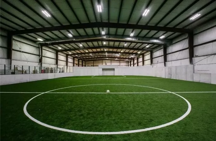 Konstruksi Stadion Baja Pracetak Modern