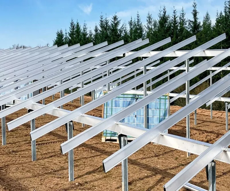Struktur Pemasangan Panel Surya