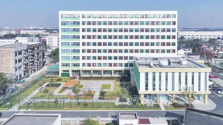 Gedung Rawat Jalan Kesehatan Mental Rangka Baja
