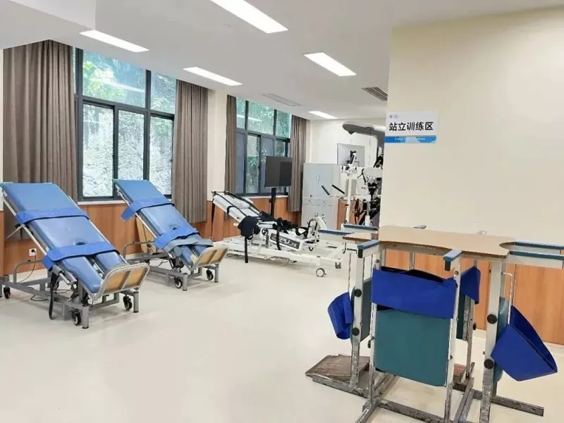 Gedung Pelatihan Peralatan Rehabilitasi Baja