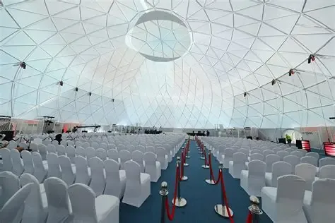 Aula Pameran Kubah Gantung